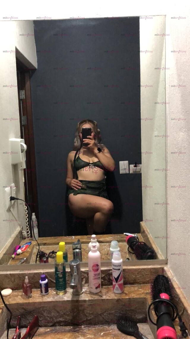 FOTOS DE LUNA, PERFECTAMENTE PERVERSA, CULO RICO . CULEA RICO, CON PERRITO VAGINAL