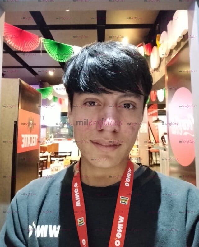FOTOS DE CHICO DELGADO DE 23 AÑOS Y 17 CM DE PLACER PARA HACERLAS VENIR