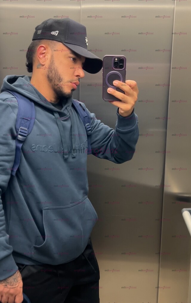 FOTOS DE MACHO COLOMBIANO GUAPO VERGON SEXY Y MUY COMPLACIENTE,BASTANTE LECHERO