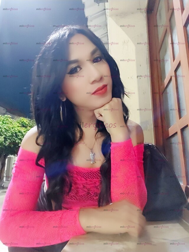 FOTOS DE BUSCAS DESESTRESARTE PASARLA RICO CON UNA NENA TRANS