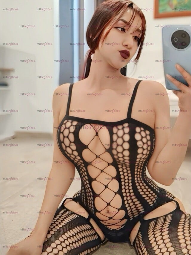 FOTOS DE DISPONIBLE AHORA MISMO PARA VIVIR ALGO AUTÉNTICO CONTIGO