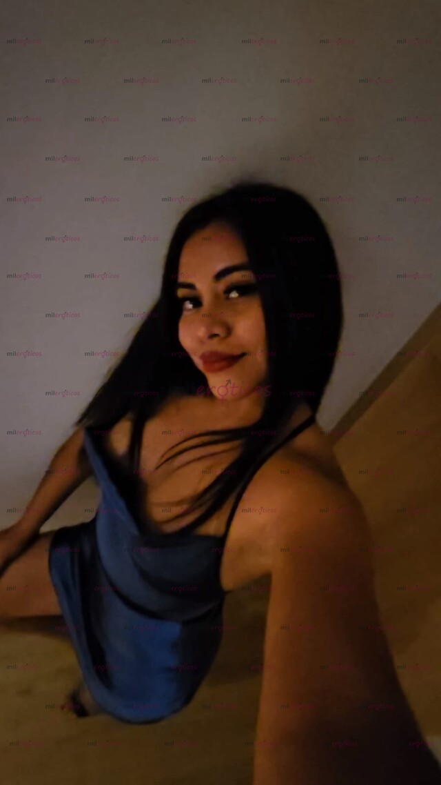 FOTOS DE KARLA TAPATÍA 23 AÑOS CON MUCHAS GANAS DE COMPLACERTE