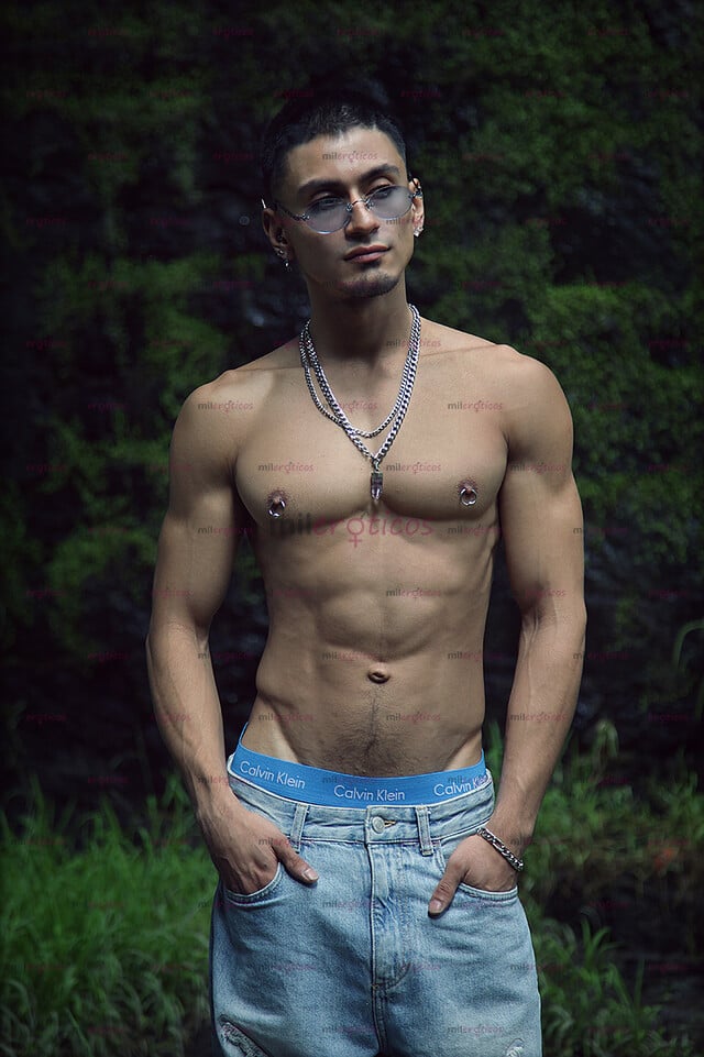 FOTOS DE TWUNK JOVEN MUSCULOSO, GUAPO DELGADO Y MARCADO, CULO RICO