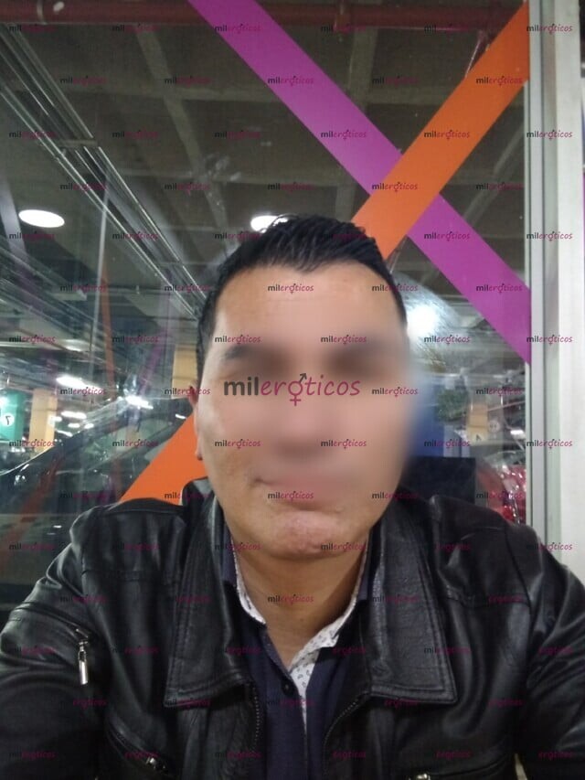 FOTOS DE GIGOLO EXPERTO EN SEXO ORAL DÉJAME CUMPLIR TUS FANTASIAS