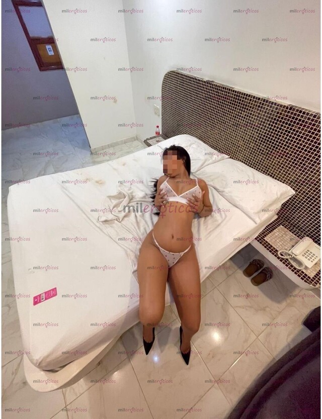 FOTOS DE HOLA AMOR SOY BRENDA PIEL CANELA TENTACIÓN