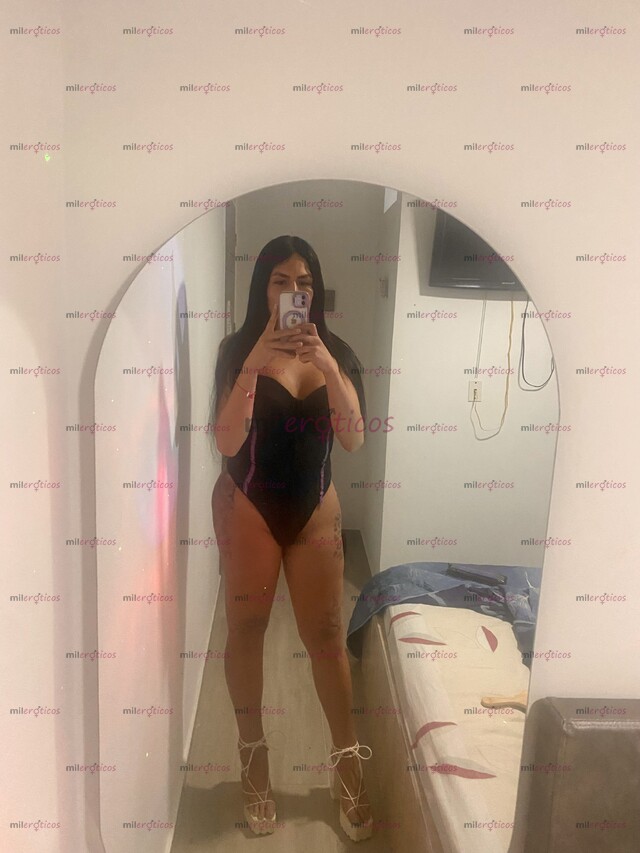 FOTOS DE CARNE FRESCA ARRECHEA DESEOSA POR SER FOLLADA