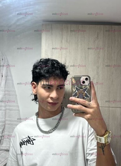 FOTOS DE CHICO JOVEN DE LA CIUDAD DE MEDELLIN SÚPER CALIENTE Y SUMISO