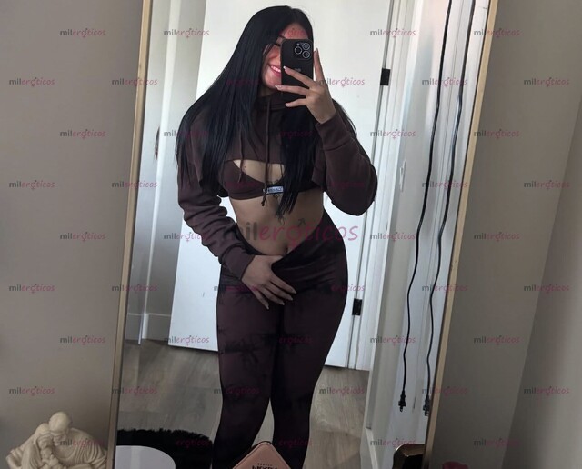 FOTOS DE SHANNEL CABELLO LARGO NEGRO CUERPO DIVINO