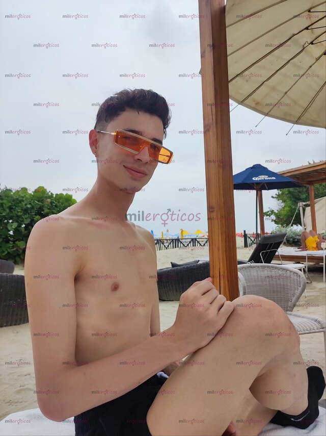 FOTOS DE JOVEN COMPLACIENTE PLACENTERO DISPONIBLE 24 HORAS