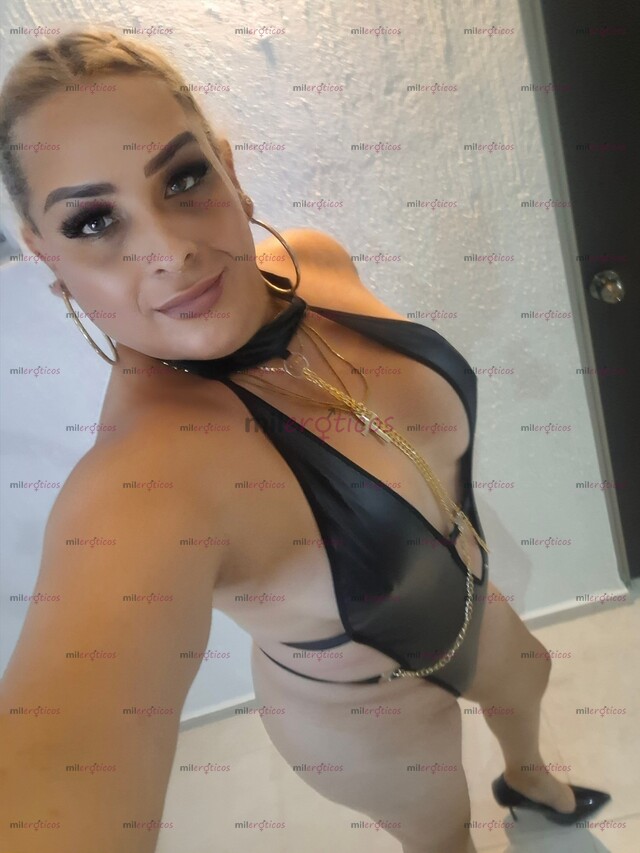 FOTOS DE MUJER TRANSGÉNERO BILINGUE BUEN CUERPO DIVERTIDA