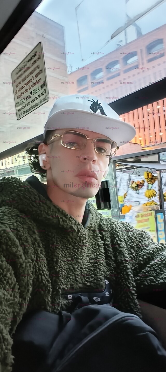 FOTOS DE FLAKO VERGON TATUADO BLANCO MORBOSO AMIGABLE