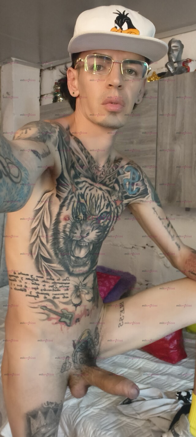 FOTOS DE FLAKO VERGON TATUADO BLANCO MORBOSO AMIGABLE