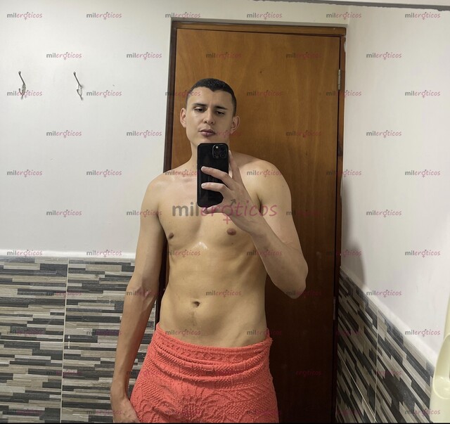 FOTOS DE PAISA VARONIL VERSÁTIL ALTO 1.95 DE ESTATURA SERIO MORBOSO CARIÑOSO Y ASEADO