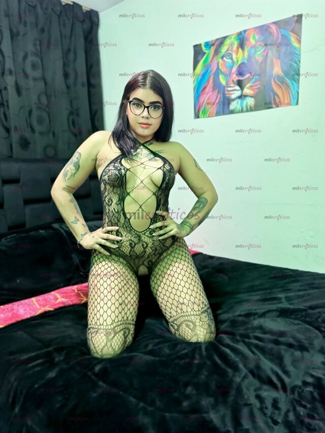 FOTOS DE NIÑA CON MUCHO DESEO DE CONSENTIRTE DE QUE LO HAGAMOS BIEN RICO.