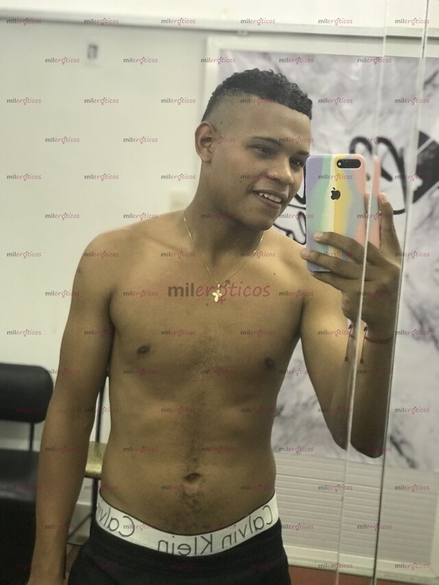 FOTOS DE COSTEÑO DISPUESTO A TODO, PARA CONSENTIRTE 3015639611