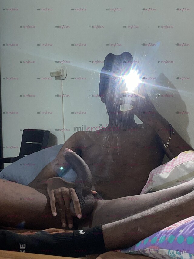 FOTOS DE NEGRO VERGON CON 24 CMACTIVO ARRECHO PARA COMPLACERTE