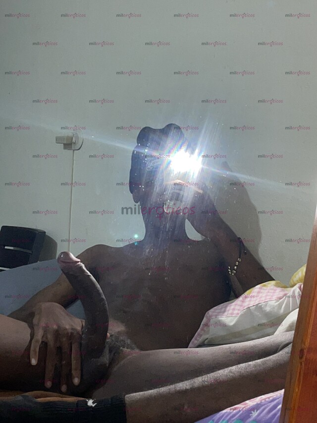 FOTOS DE NEGRO VERGON CON 24 CMACTIVO ARRECHO PARA COMPLACERTE