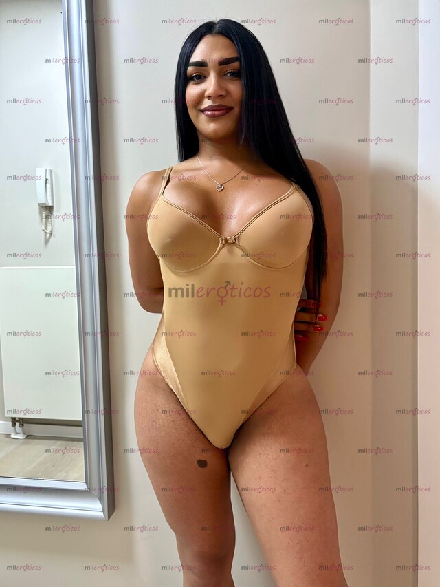 FOTOS DE PULCRA DE PIES A CABEZA MORENA DELICIOSA DELICADA CON SITIO PRIVADO
