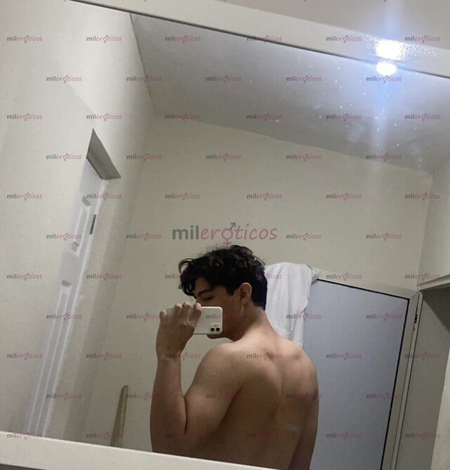 FOTOS DE 8H X 400, SOY MUY CALIENTE Y SI ERES SEÑORITA CRÉEME QUE TENGO GANAS DE COGERTE