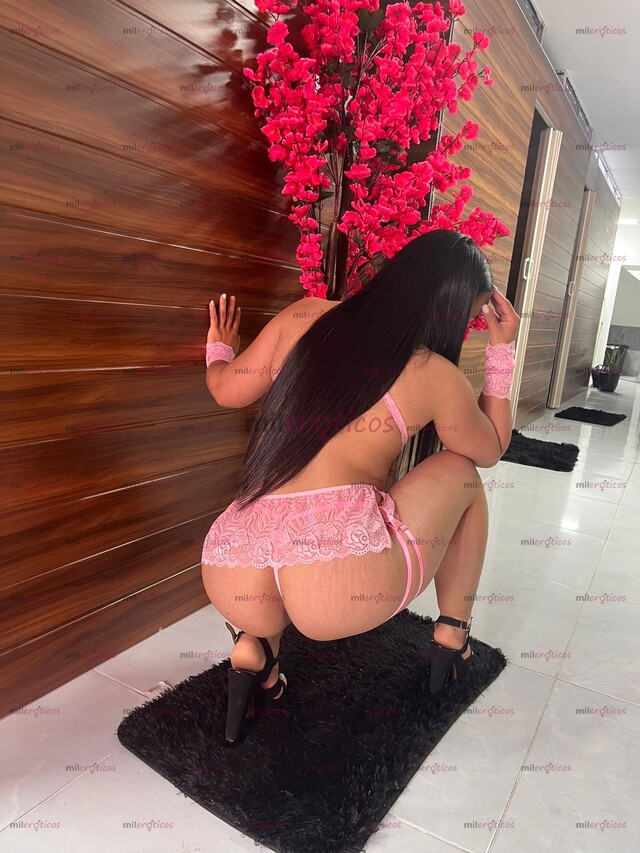 FOTOS DE NATALY DELGADA SUPER COMPLACIENTE ADICTA A LOS BESOS Y EL BUEN SEXO