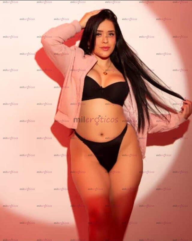 FOTOS DE CHICA BLANQUITA CON RICAS TETAS Y BUENAS CURBAS DISPUESTA A COMPLACERTE