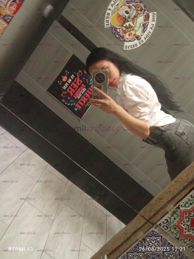 FOTOS DE HOLA MI AMOR SOY UNA FLACA PELINEGRA, LINDA BELLA APASIONADA UNA CHICA NATURAL