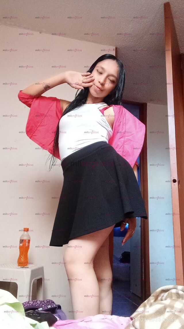 FOTOS DE HOLA MI AMOR SOY UNA FLACA PELINEGRA, LINDA BELLA APASIONADA UNA CHICA NATURAL