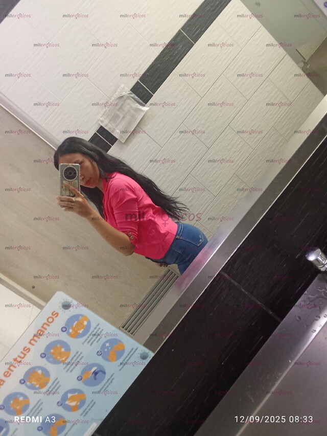 FOTOS DE HOLA MI AMOR SOY UNA FLACA PELINEGRA, LINDA BELLA APASIONADA UNA CHICA NATURAL