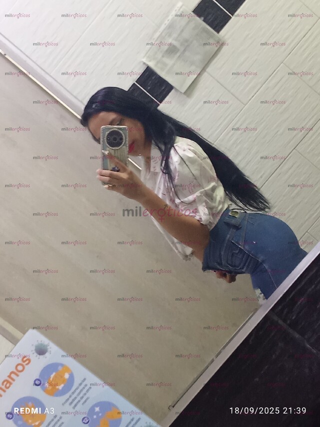 FOTOS DE HOLA MI AMOR SOY UNA FLACA PELINEGRA, LINDA BELLA APASIONADA UNA CHICA NATURAL