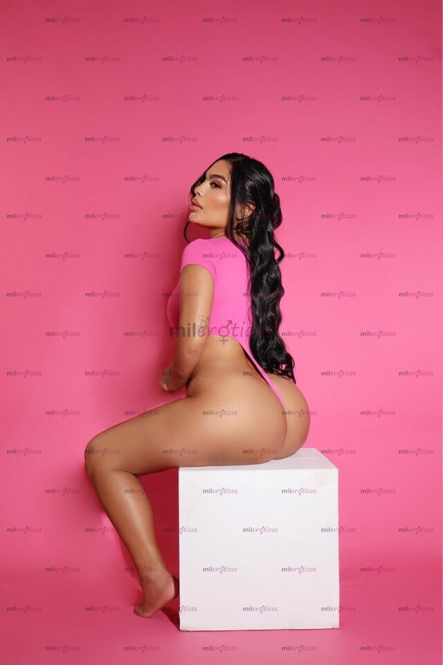 FOTOS DE LUCIANA EXQUISITA CUERPO NATURAL HERMOSO ROSTRO LABIOS CARNOSOS NALGAS PARADITAS