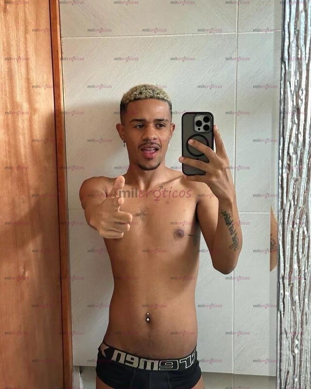 FOTOS DE CHOCOLATE NEGRO TENTACIÓN EN MEDELLÍN, JOVEN ARDIENTE PARA TI
