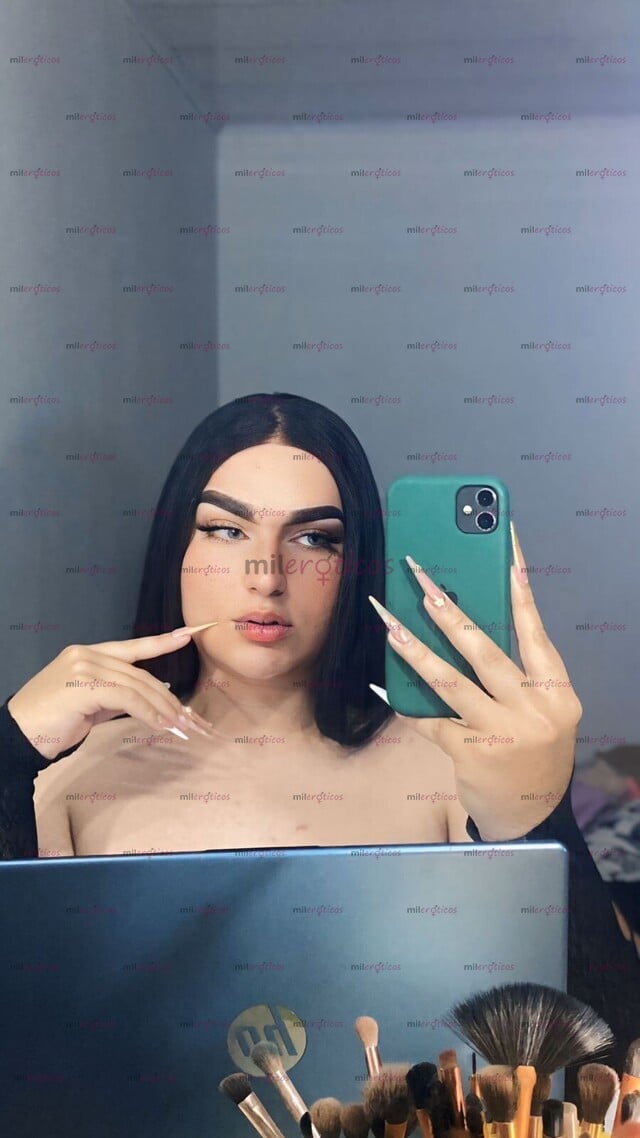 FOTOS DE TU FANTASÍA HECHA REALIDAD, SOY UNA NIÑA TRANS DE PELO NEGRO LISO