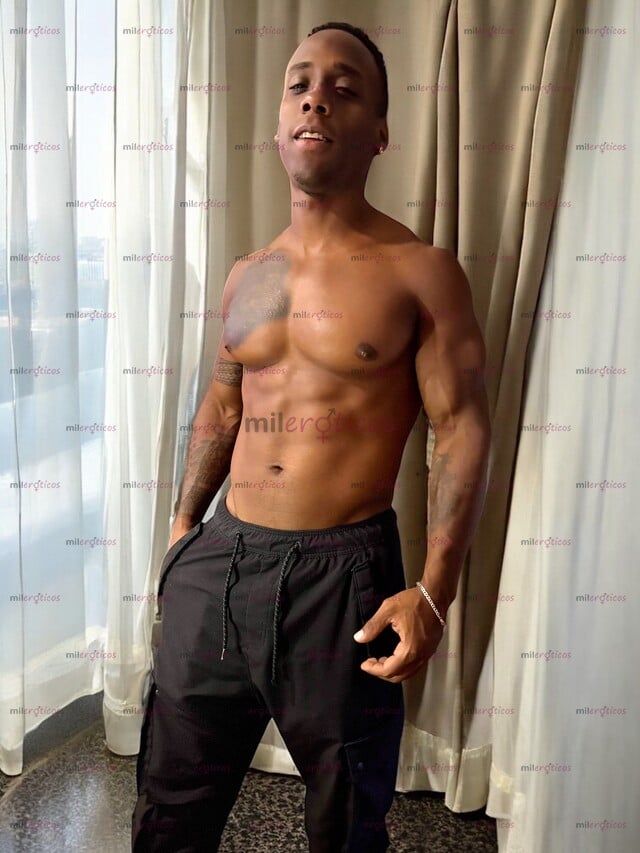 FOTOS DE NEGRO MULATO VERGON XXL COLOMBIANO RECIÉN LLEGADO