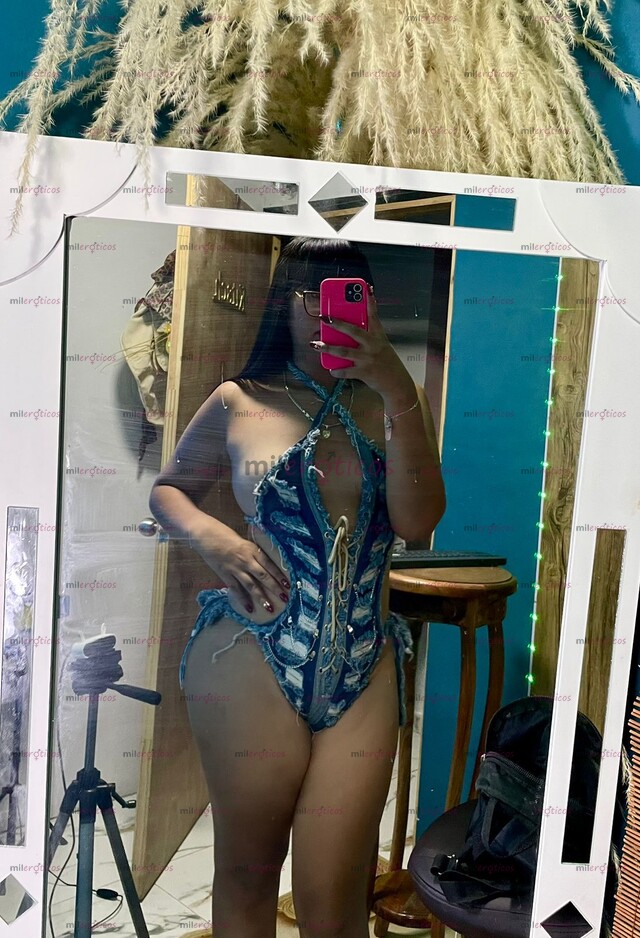 FOTOS DE SIN SITIO ..UNA CHICA TRANS MUY HORNY . VIRTUAL O PRESENCIAL