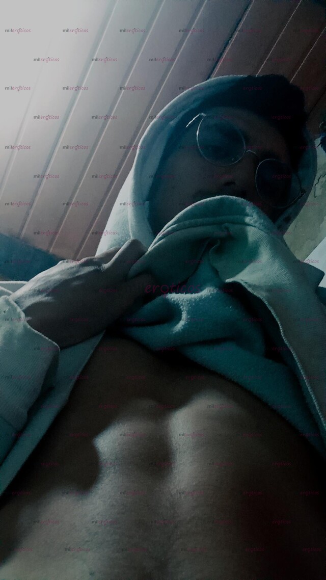 FOTOS DE CHICO JOVEN CON MUCHAS GANAS DE COMPLACERTE