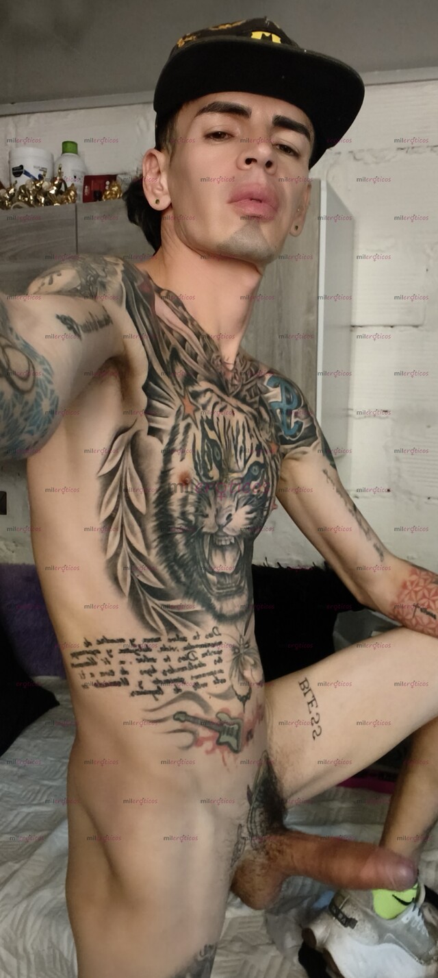 FOTOS DE FLACO ACTIVO TATUADO BLANCO MORBOSO LECHERO