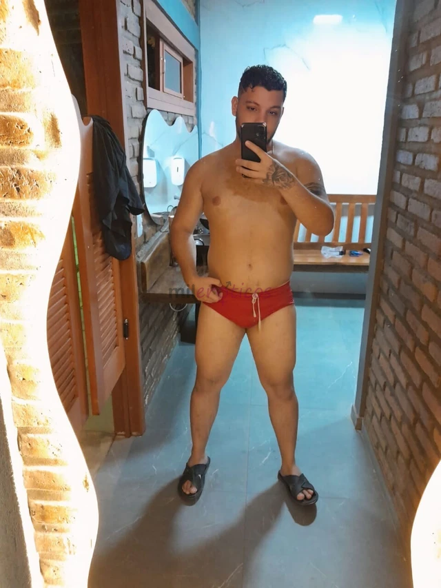 Que vai abrir teu cu com vontade e meter ate te fazer gozar gemendo gosto de ver tua cara de safado sentando na minha pica pedindo mais sendo minha pu...