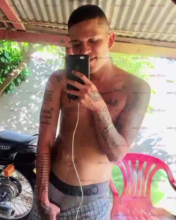 FOTOS DE MI NOMBRE ES SEBASTIAN UN CHICO APASIONADO Y MUY CALIENTE