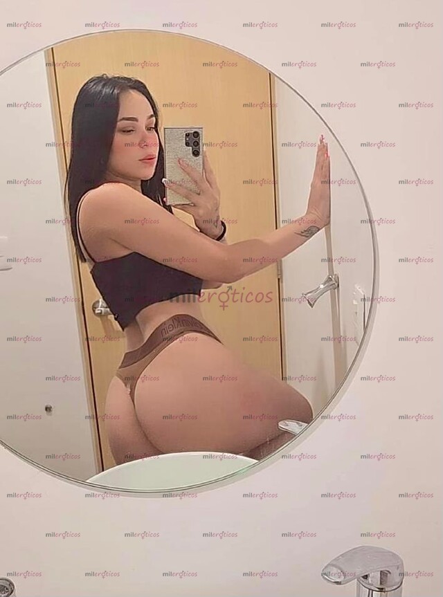 FOTOS DE SOY KRISTAL LA CHICA MÁS PUTITA CALIENTE CON MUY BAJOS DESEOS PAPI