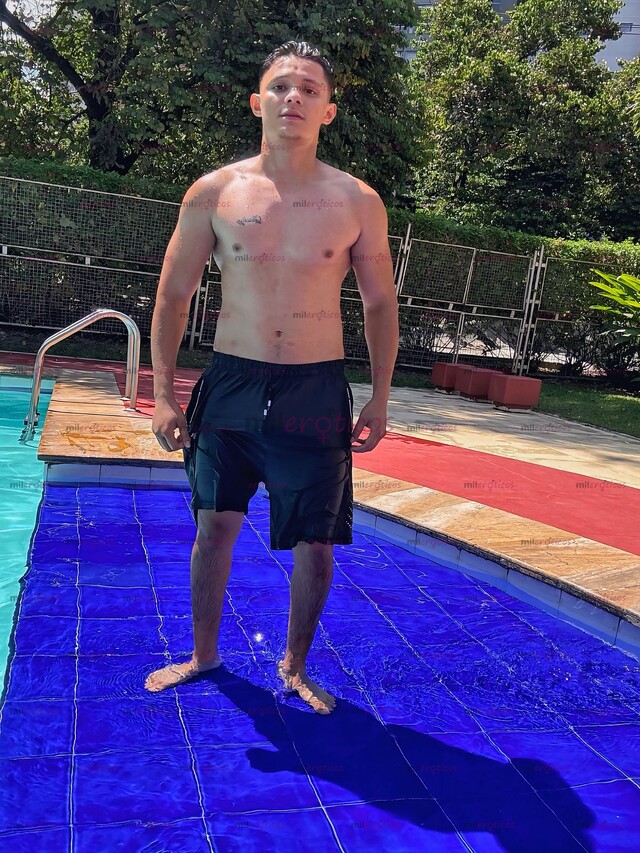 FOTOS DE PARCERO VARONIL VERGA GRANDE DISPUESTO A TODO 21 CM LECHERO