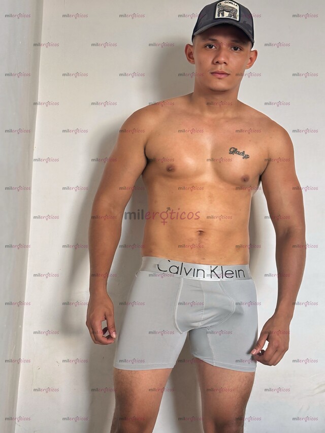 FOTOS DE PARCERO VARONIL VERGA GRANDE DISPUESTO A TODO 21 CM LECHERO