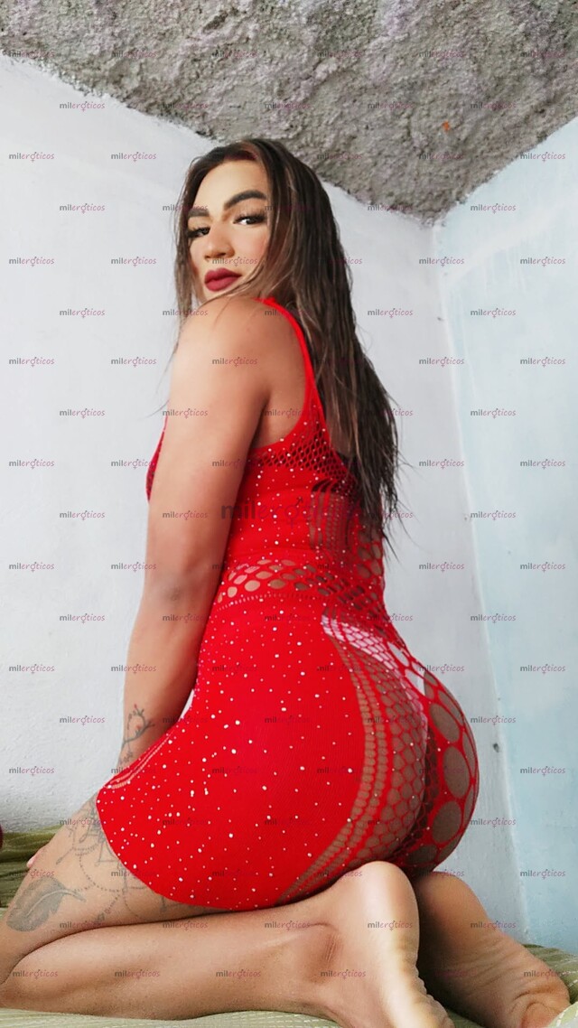 FOTOS DE MUÑEQUITA SÚPER FIESTERA CON UNA LENCERÍA Y CARAMELO