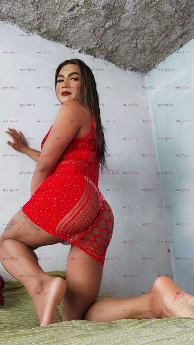 FOTOS DE MUÑEQUITA SÚPER FIESTERA CON UNA LENCERÍA Y CARAMELO