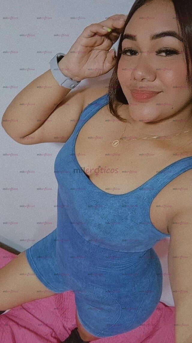 FOTOS DE MORENITA ESTRECHITA COLOMBIANA DE 19 AÑITOS MULTIORGÁSMICA