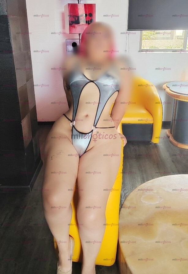 FOTOS DE VANESA CULONA Y MUY CACHONDA DESEOSA DE PROBAR TU VERGA