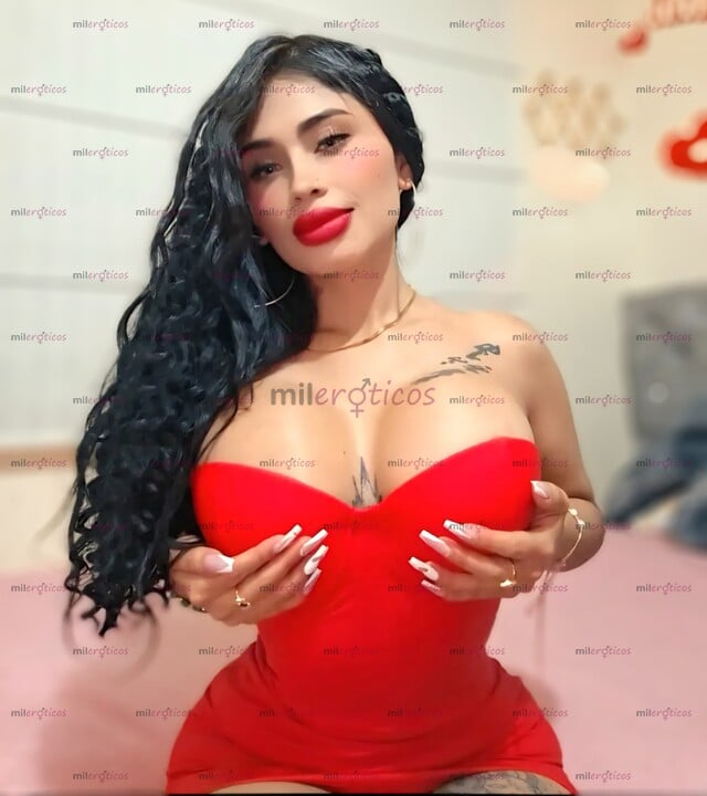 FOTOS DE MUÑECA SEDUCTORA, CABELLO NEGRO,SENOS GRANDES Y CUERPO ATLETICO