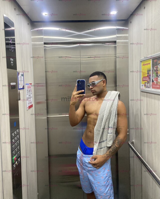 FOTOS DE EXCLUSIVO CHICO VENEZOLANO ARDIENTE DE PASO EN TU CIUDAD