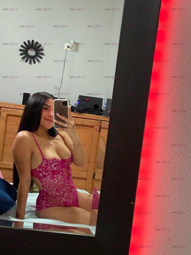 FOTOS DE SEXY FLAQUITA SOY KARLA UNA MUÑEQUITA BIEN SABROSA Y SENSUAL