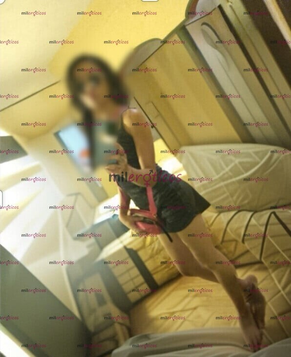 FOTOS DE HOLA AMOR QUIERES UNA CHICA JOVEN Y BUENA ONDA LA FLACA