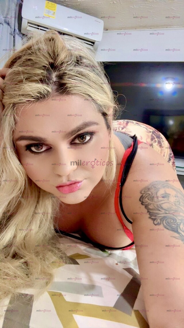 FOTOS DE KRISTAL LA PROFESORA VIRTUAL MÁS PERRA DE LA COSTA